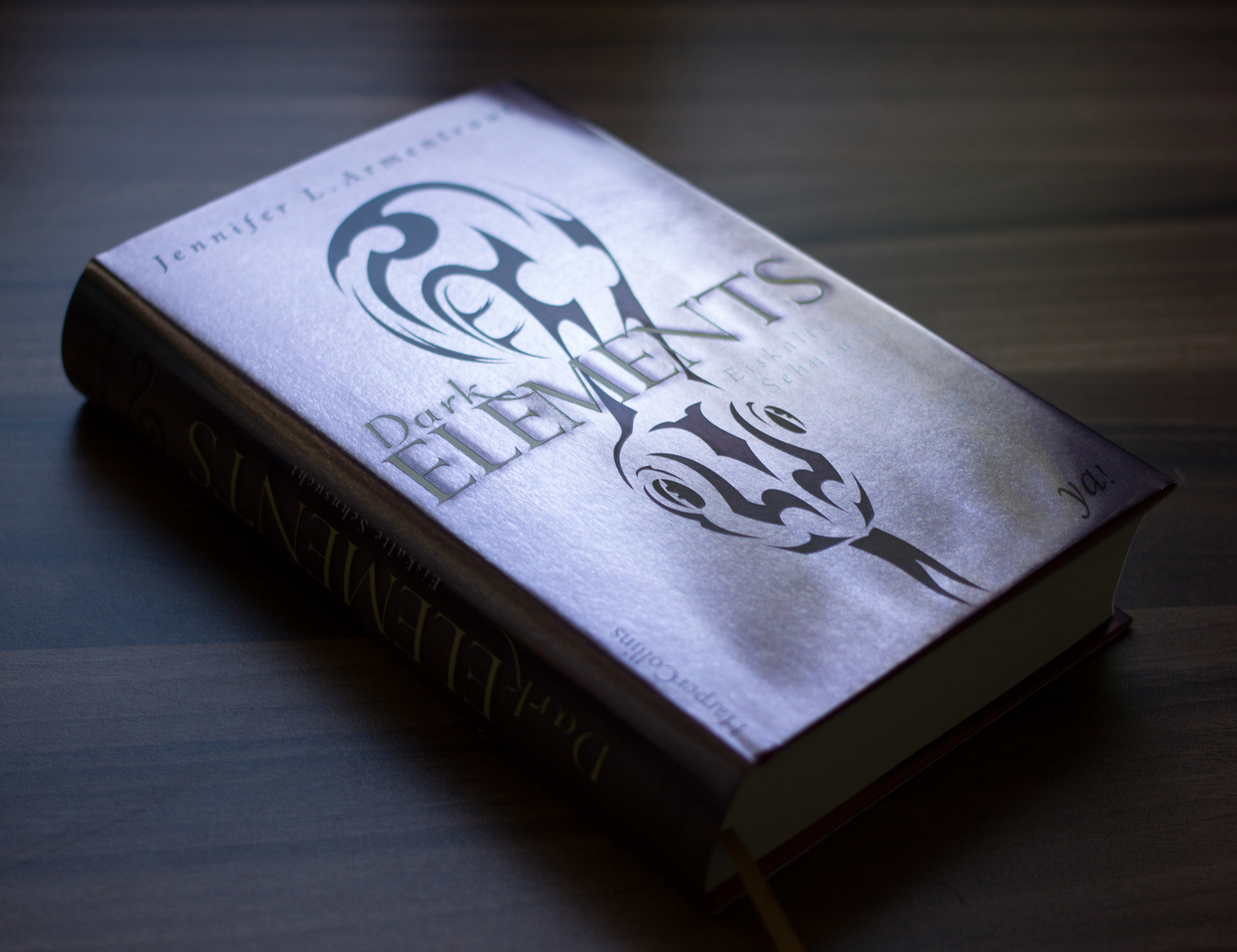 Rezension: Dark Elements 2 – Eiskalte Sehnsucht